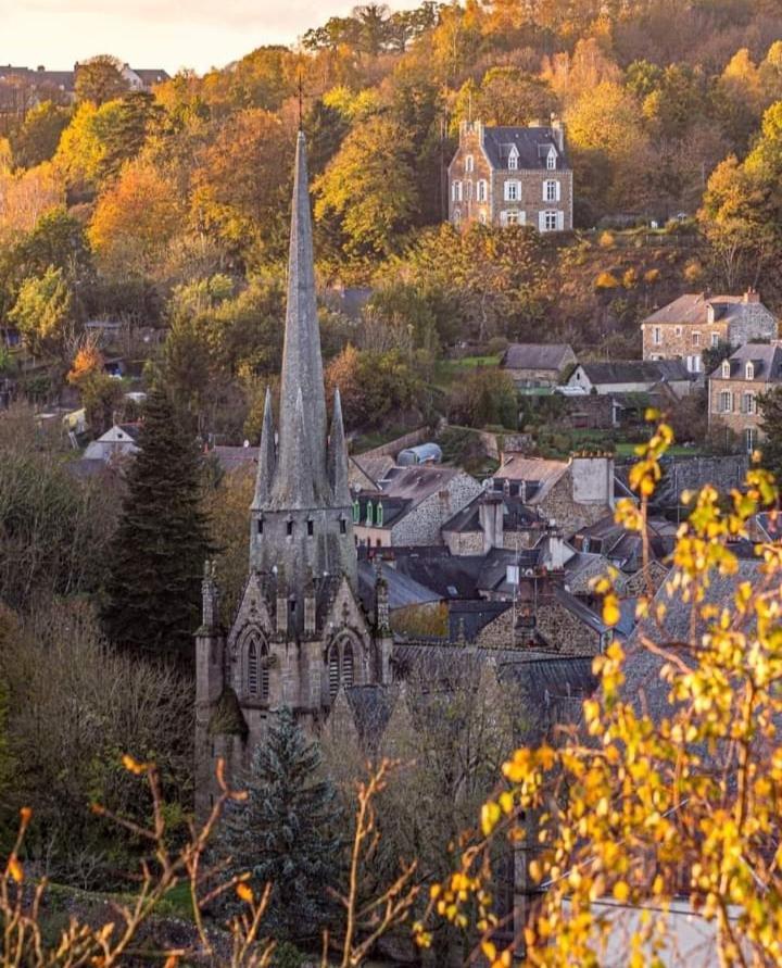 La Douce Nuit Διαμέρισμα Fougères Εξωτερικό φωτογραφία